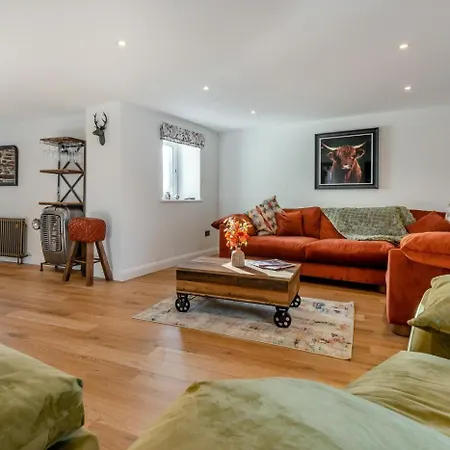 3 Bed In Wigton Oc-f33746 *